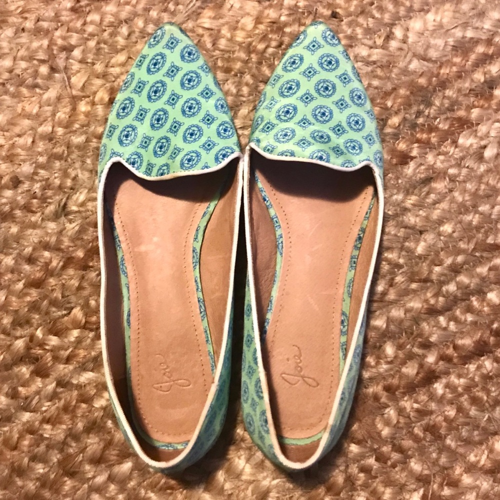 Gently Used Joie Flats